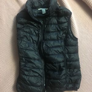 Forever 21 black puffer vest!